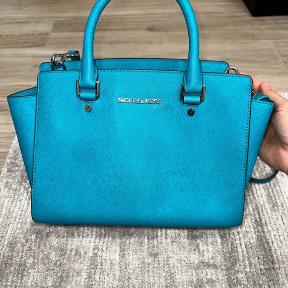 Michael Kors bag - Picture 2 of 5